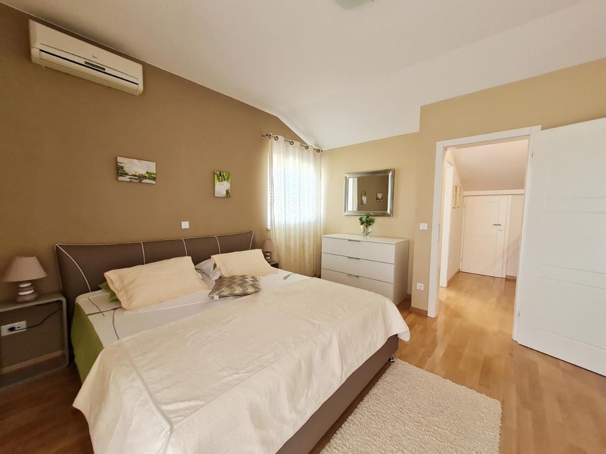 Holiday Home Drago Zadar Bagian luar foto